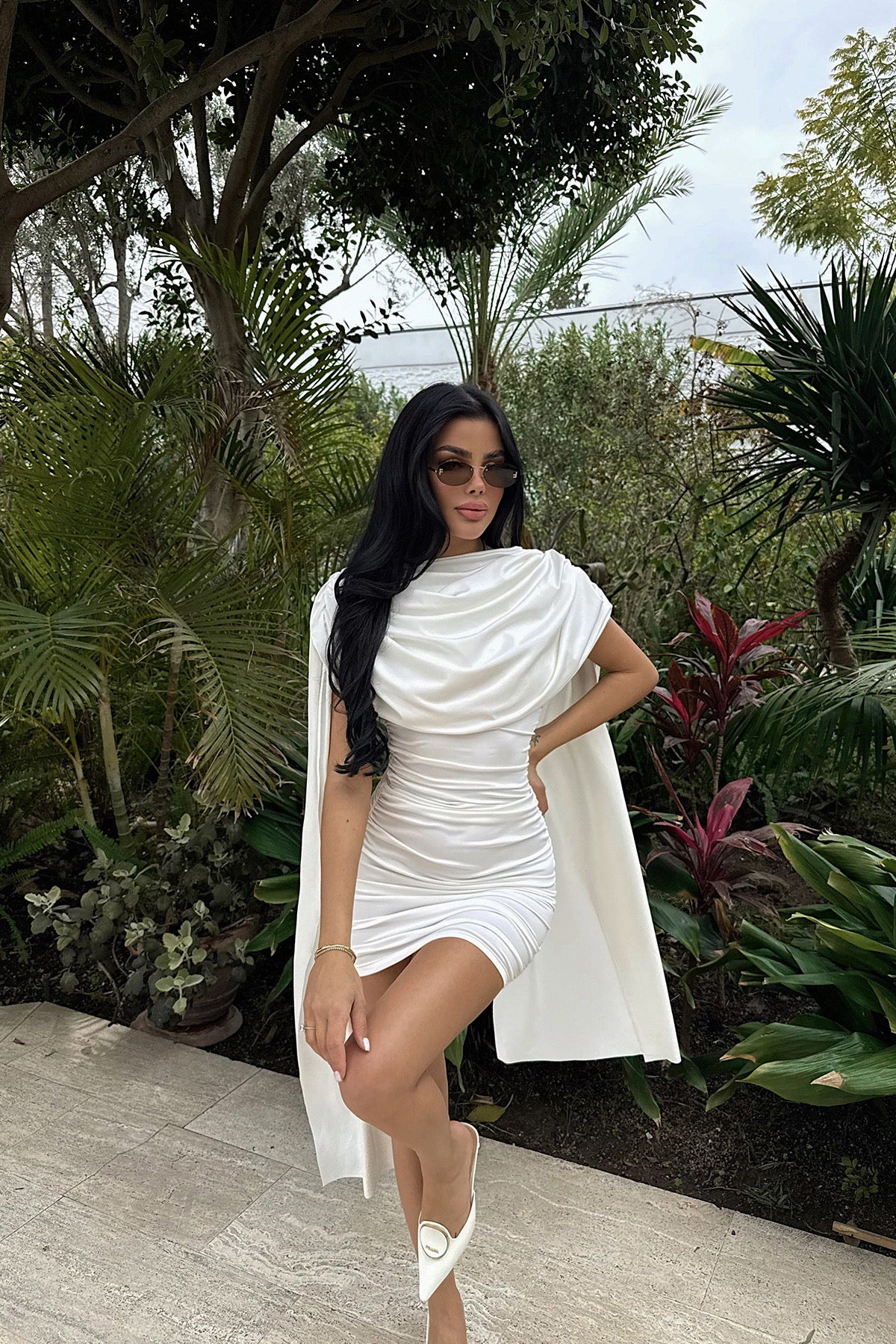 Robe CAPE ÉLÉGANCE