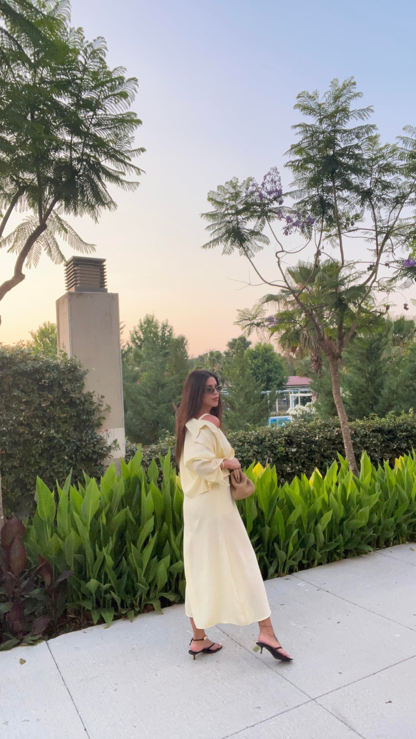 Ensemble minimaliste– robe & surchemise