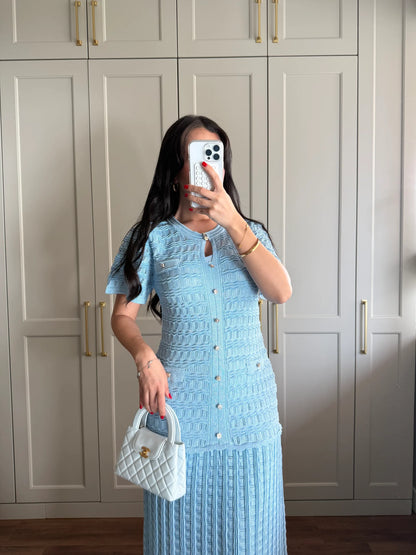 Robe CLARA