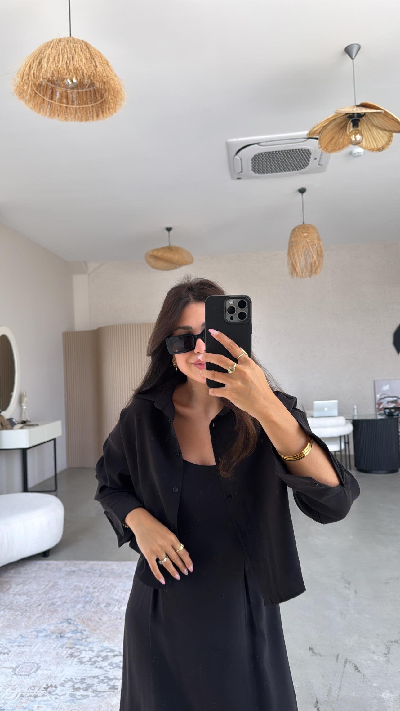 Ensemble minimaliste– robe & surchemise