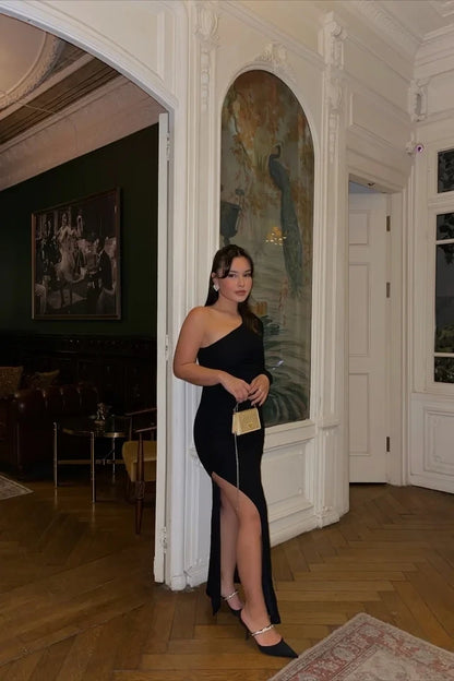 Robe longue one-shoulder ultra sexy festive